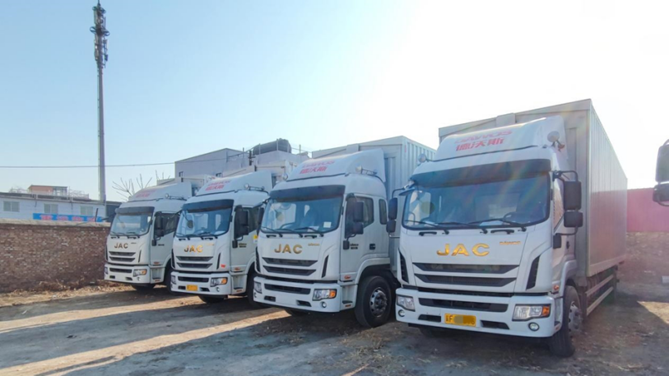 1號信賴 ！物流運輸要求高 格途物流為何多次批量采購江淮德沃斯？