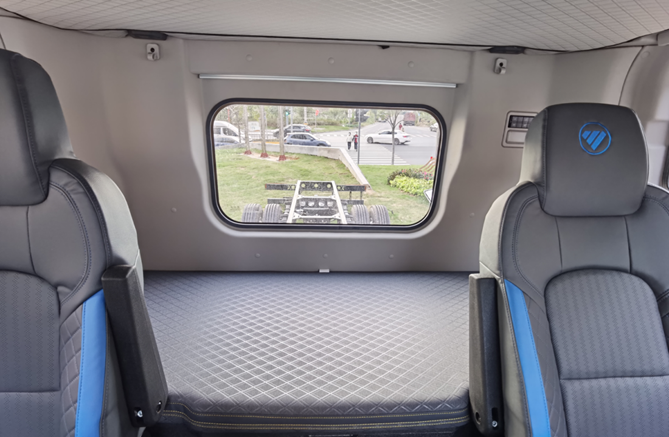 1667546739002.png 副本定【商車邦】快遞迭代 全面煥新 歐航第三代超級中卡有哪些技術升級?_jm_jm(1)929.png