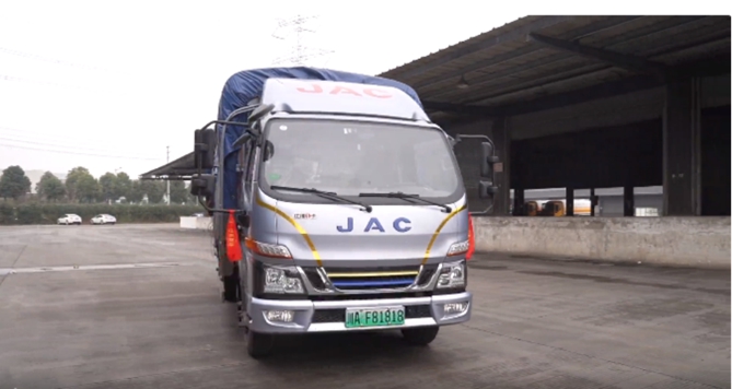 混動1號·駿鈴聚寶盆城內城際暢通無憂，為成都涂老板創造更多價值！