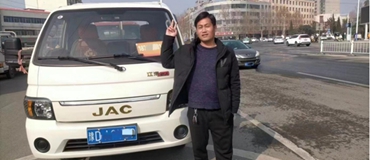 干一行鉆一行，入行十幾年，他為何換愷達轎卡跑零散貨運？