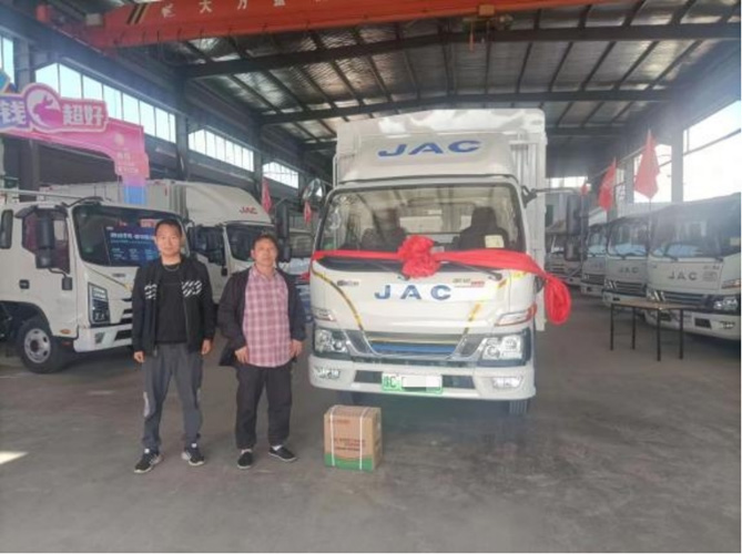 從事貨運(yùn)二十年 “老大哥”選擇混動1號·駿鈴聚寶盆！