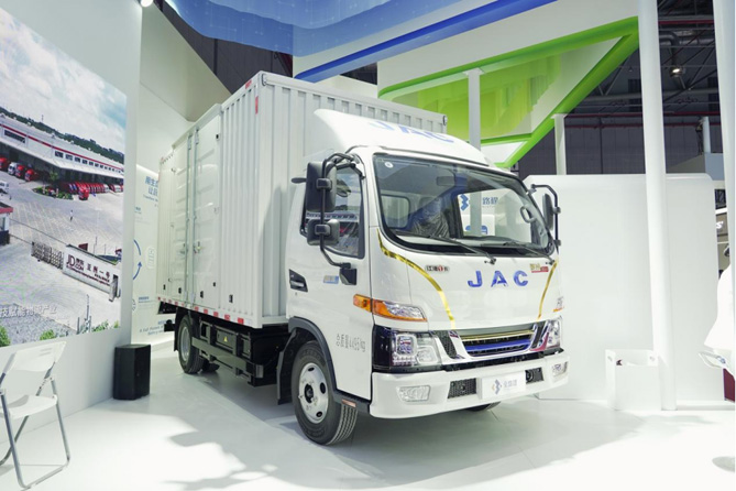 江淮1卡：換電1號閃耀2023上海車展，吹響“出海”新號角