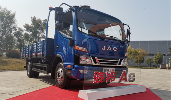 進口水果零擔運輸，湘妹子開江淮1卡駿鈴過愜意生活！