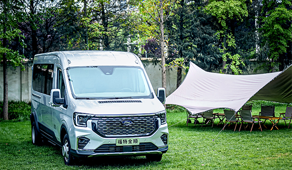 全新一代福特全順，開創全場景智慧輕客新紀元