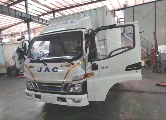 自動擋真是好 養殖場老板娘為愛選購江淮1卡駿鈴聚寶盆！