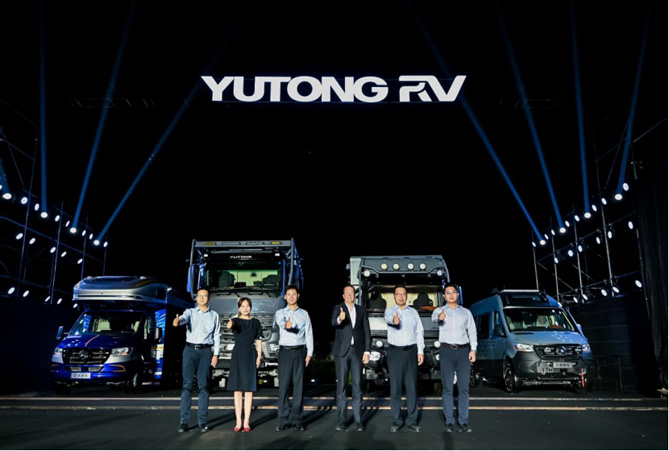 強強聯合！宇通房車聯手奔馳，引領國內豪華越野旅居市場