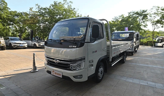 領(lǐng)航S1小卡氣體機配90L雙氣瓶續(xù)航超600公里！還有啥亮點？