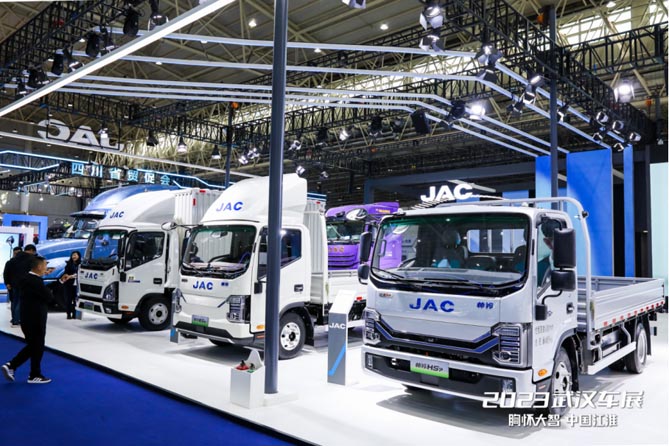 新戰(zhàn)略、新技術(shù)、新產(chǎn)品！江淮1卡“星鏈1號(hào)”構(gòu)筑技術(shù)創(chuàng)新高地