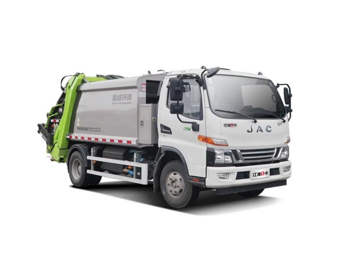 助力美麗江西建設 60臺江淮1卡駿鈴環(huán)衛(wèi)運輸車交付