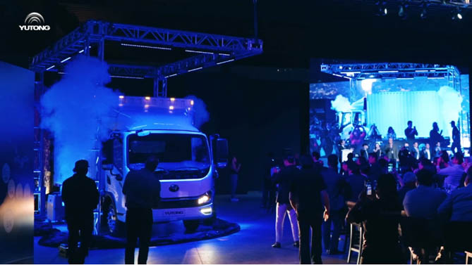 宇通在墨西哥發布全新一代新能源輕卡！