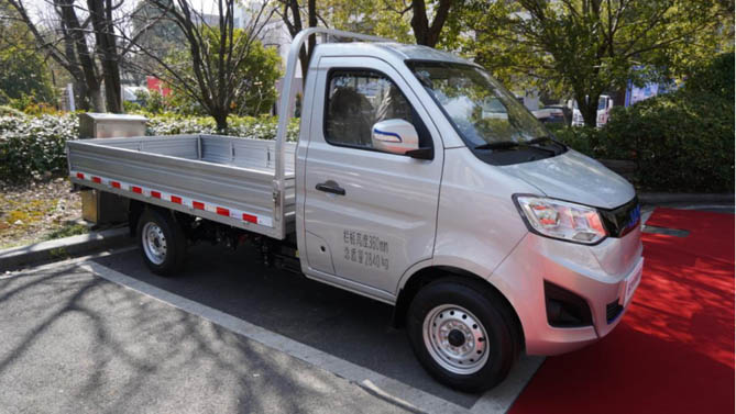 從“卡哥”到“一哥”，南寧楊老板更信賴江淮1卡愷達