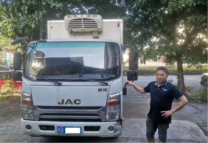 柳州的第一輛冷藏車，是我從廣州開過去的