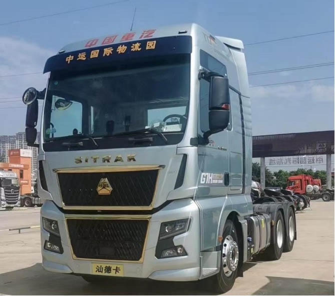 中國重汽汕德卡G7H 590燃氣車助力“小白”新手馳騁運輸路