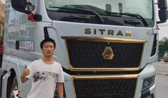 中國(guó)重汽汕德卡G7H 630燃?xì)廛?chē)：馳騁高效之路 開(kāi)啟飛馳人生