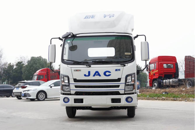 跑城郊冷鏈運(yùn)輸，認(rèn)準(zhǔn)江淮新能源輕卡EK7！